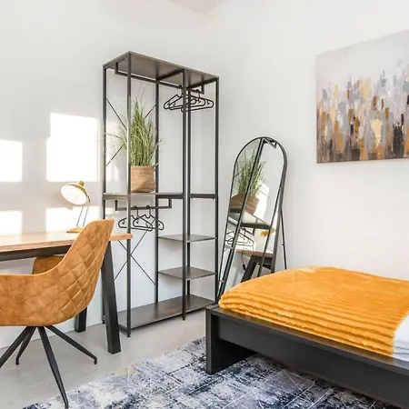 Modern & Stylish For 4: Kitchen *